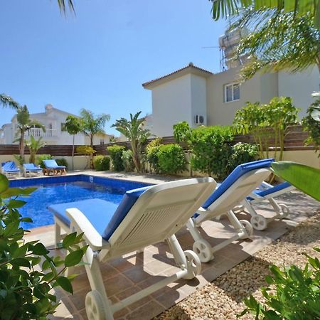 Villa Favor - 3 Bed With Pool Close To Nissi Beach 圣纳帕 外观 照片