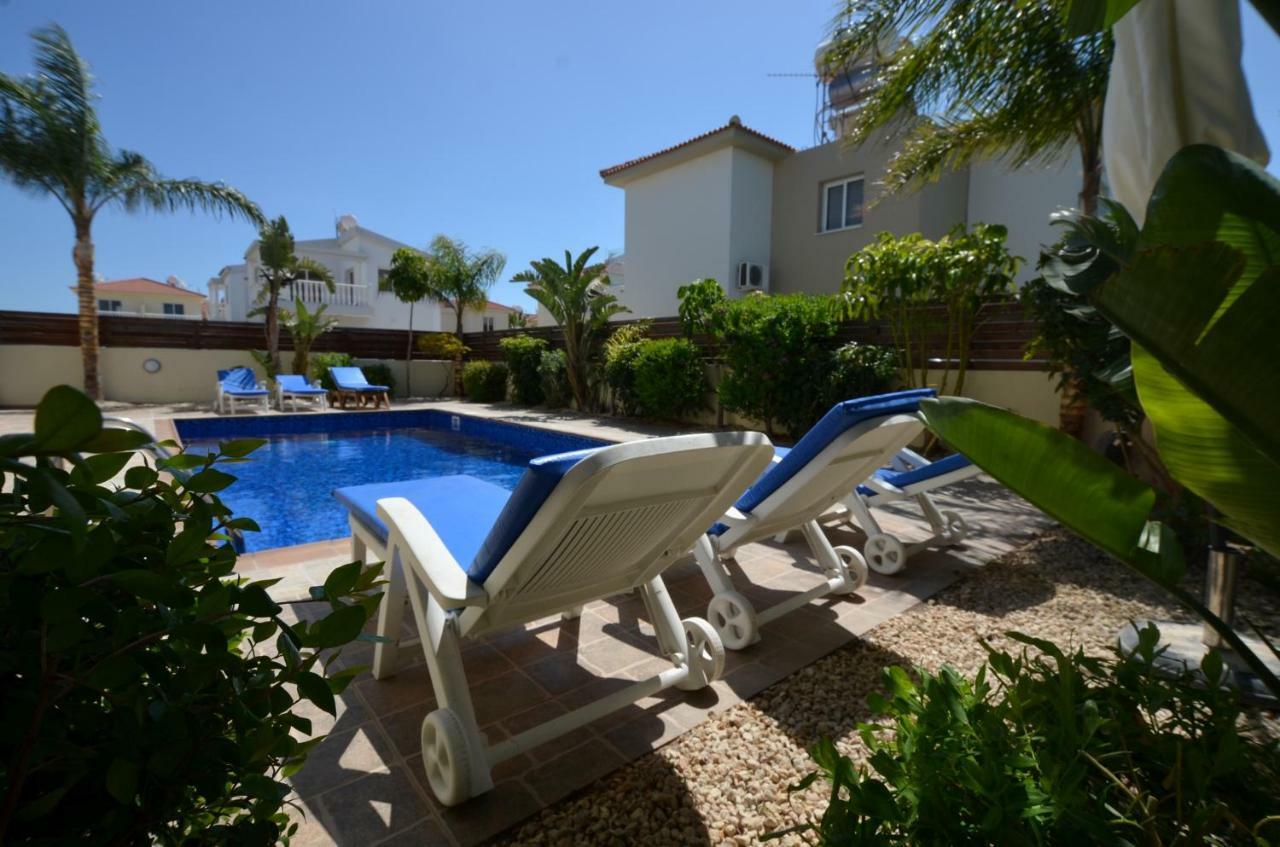 Villa Favor - 3 Bed With Pool Close To Nissi Beach 圣纳帕 外观 照片